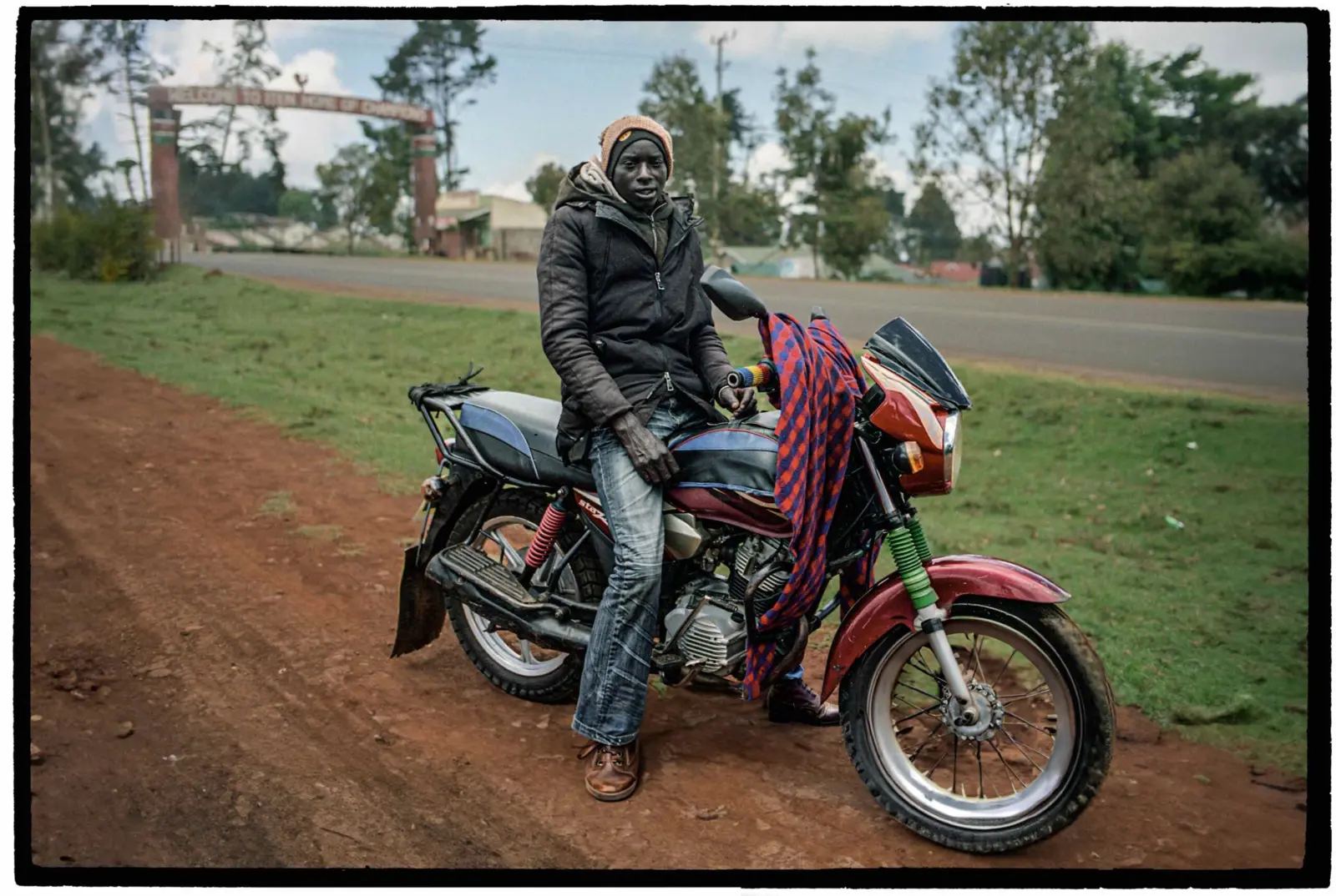 Elias, jeune conducteur de boda-boda d’origine turkana.