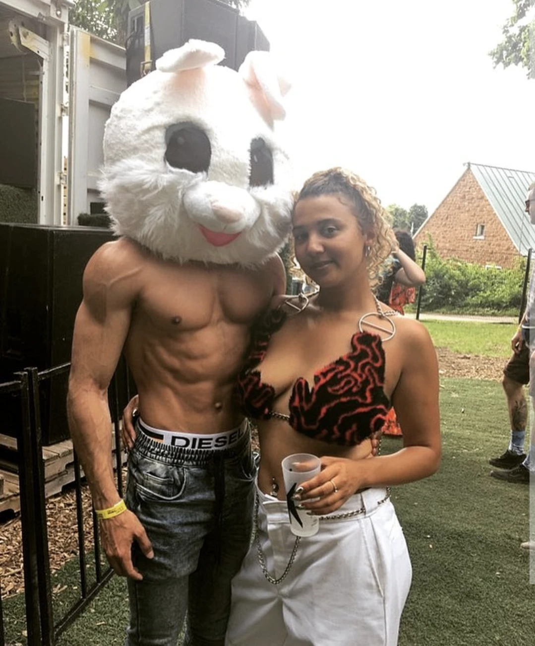 Honeydrip et un fan, après sa première performance au Piknic, en 2018.