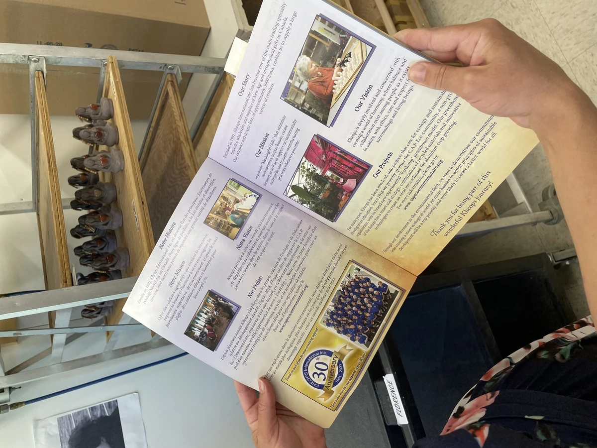 Nébesna tient le catalogue des produits Kheops.