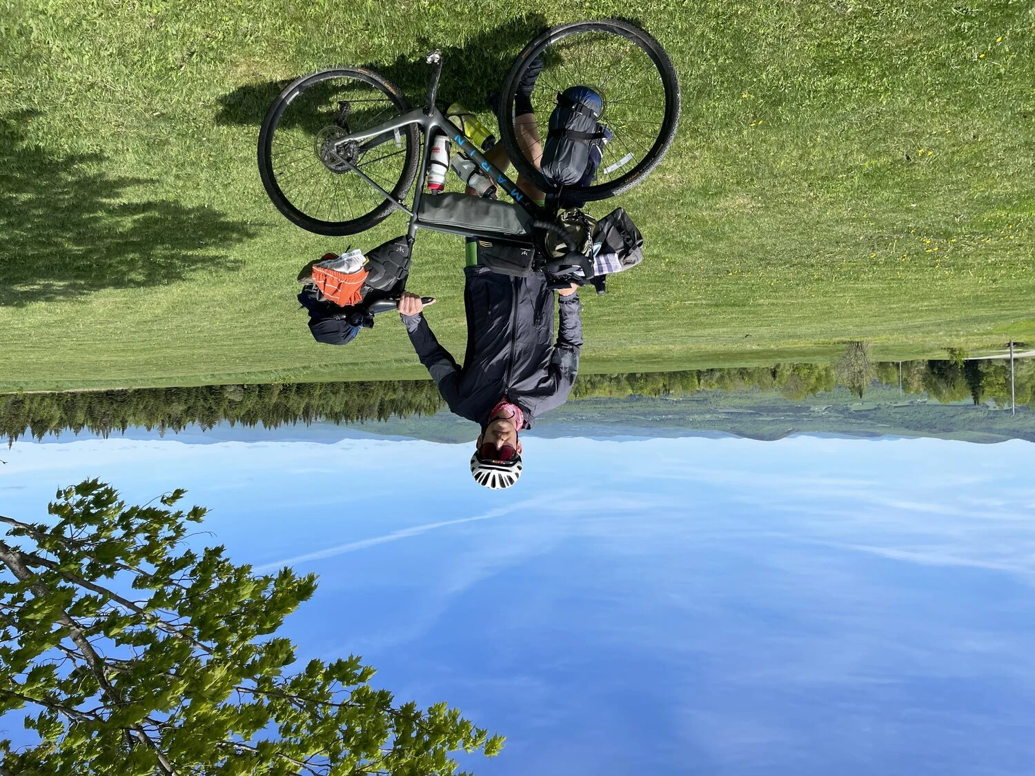 Je fais tout pour ne pas montrer que je suis épuisé après la montée.