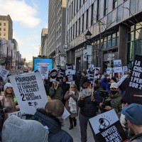 Immersion à la manif pour les droits des vapoteurs