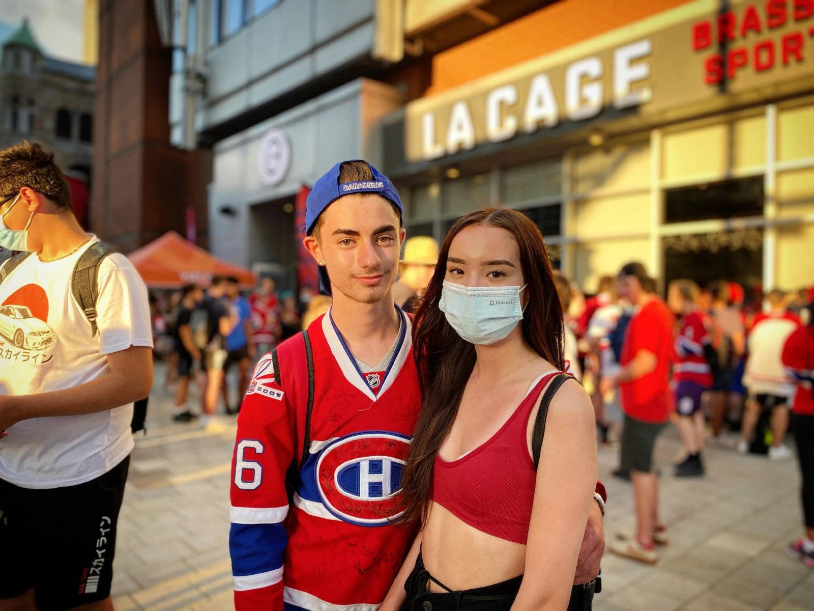 Deux supporteurs du CH en délire.