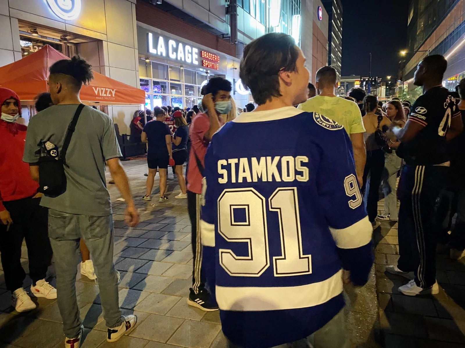 Il fait chaud, mais on est pas en Floride. Certains semblent l’avoir oublié.