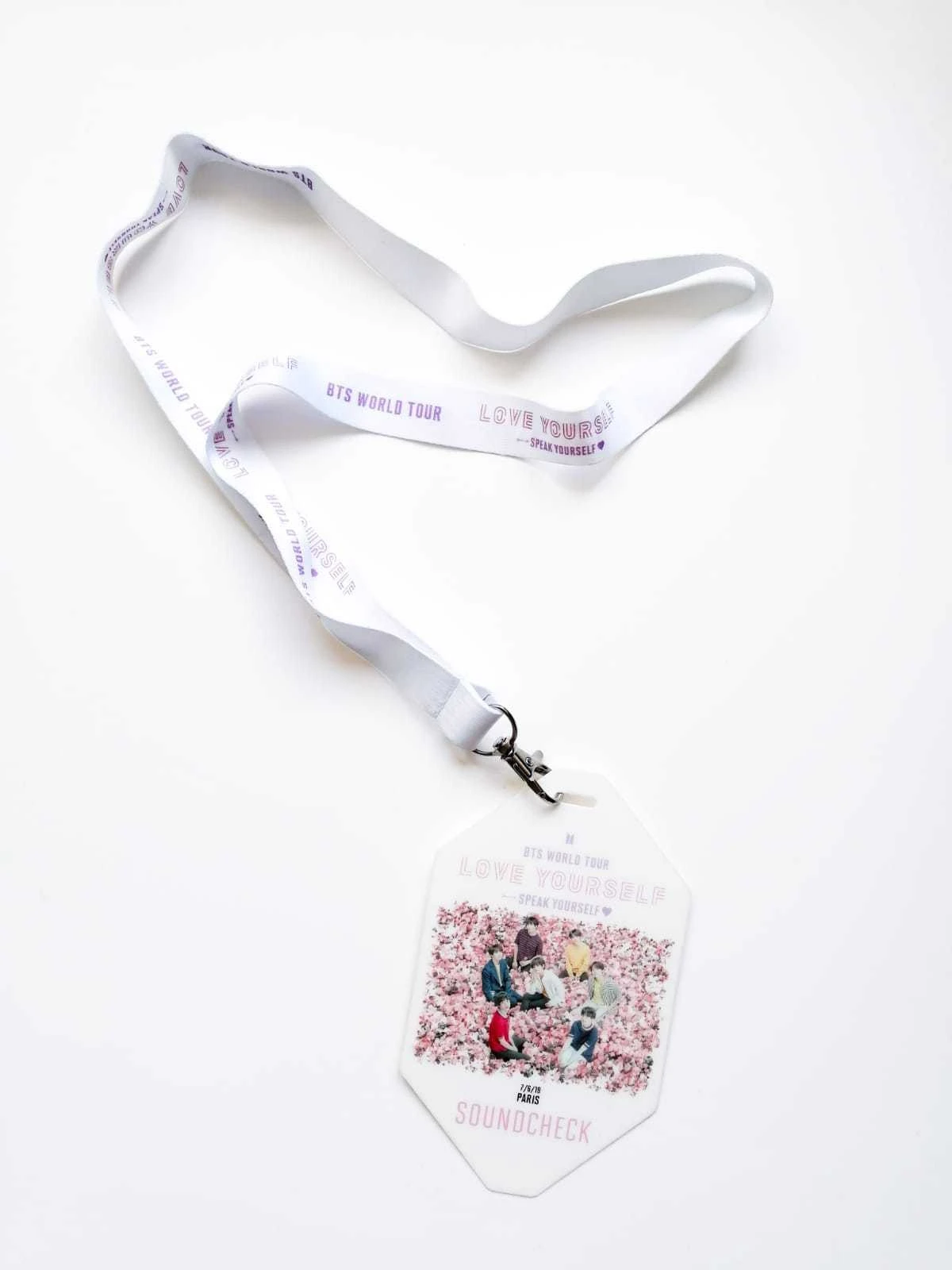 Un pass «soundcheck» permettant aux fans d’assister aux répétitions de concert de BTS peut coûter jusqu’à 500$ l’unité.