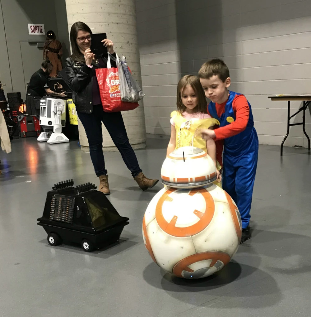 Mario et Belle apprivoisent BB-8