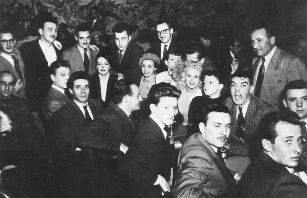 Un groupe d’artistes réunis au Faisan Doré, 1948.