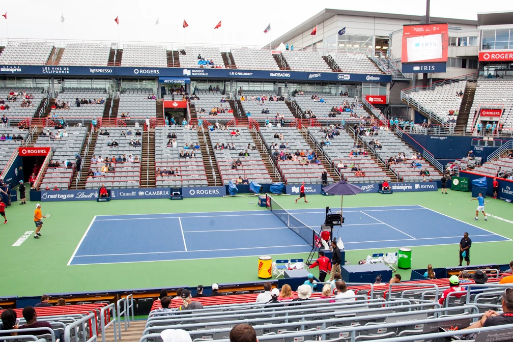 C’est le début de la qualification entre Dancevic et Copil)