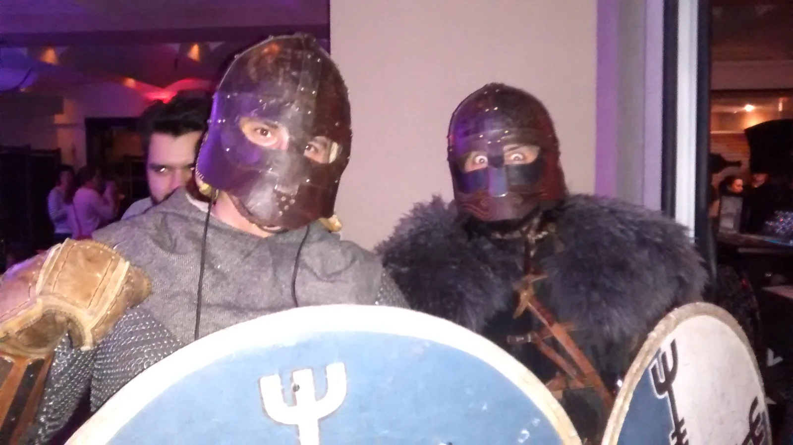 J’ai croisé ces hommes à l’hôtel Chicoutimi, et je ne sais pas pourquoi.