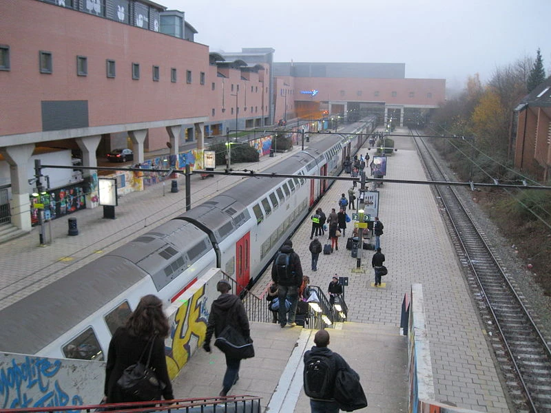 La gare (et le ciel gris belge)