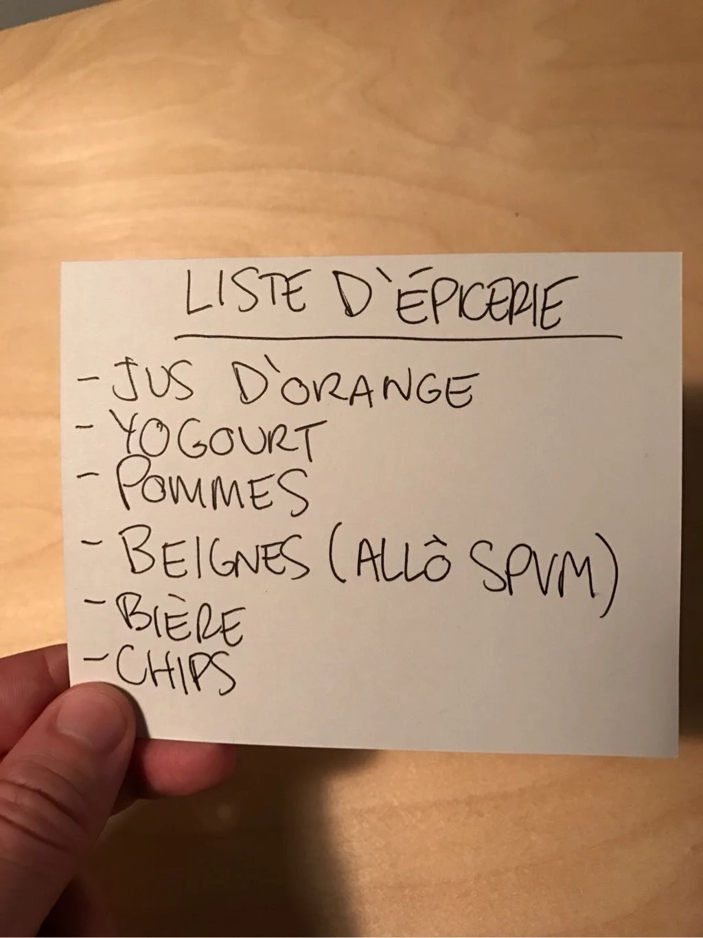 Ben oui, une joke de beignes pis de police. Je sais.