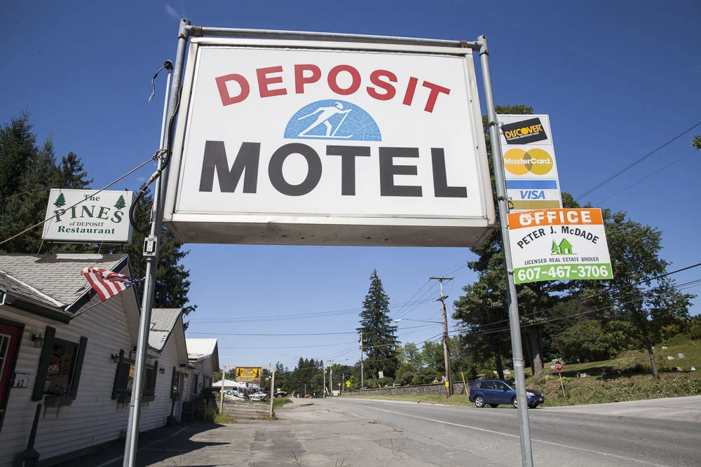 Deposit Motel, où nous avons dû faire semblant d’être mariés afin de ne pas avoir à payer deux chambres.