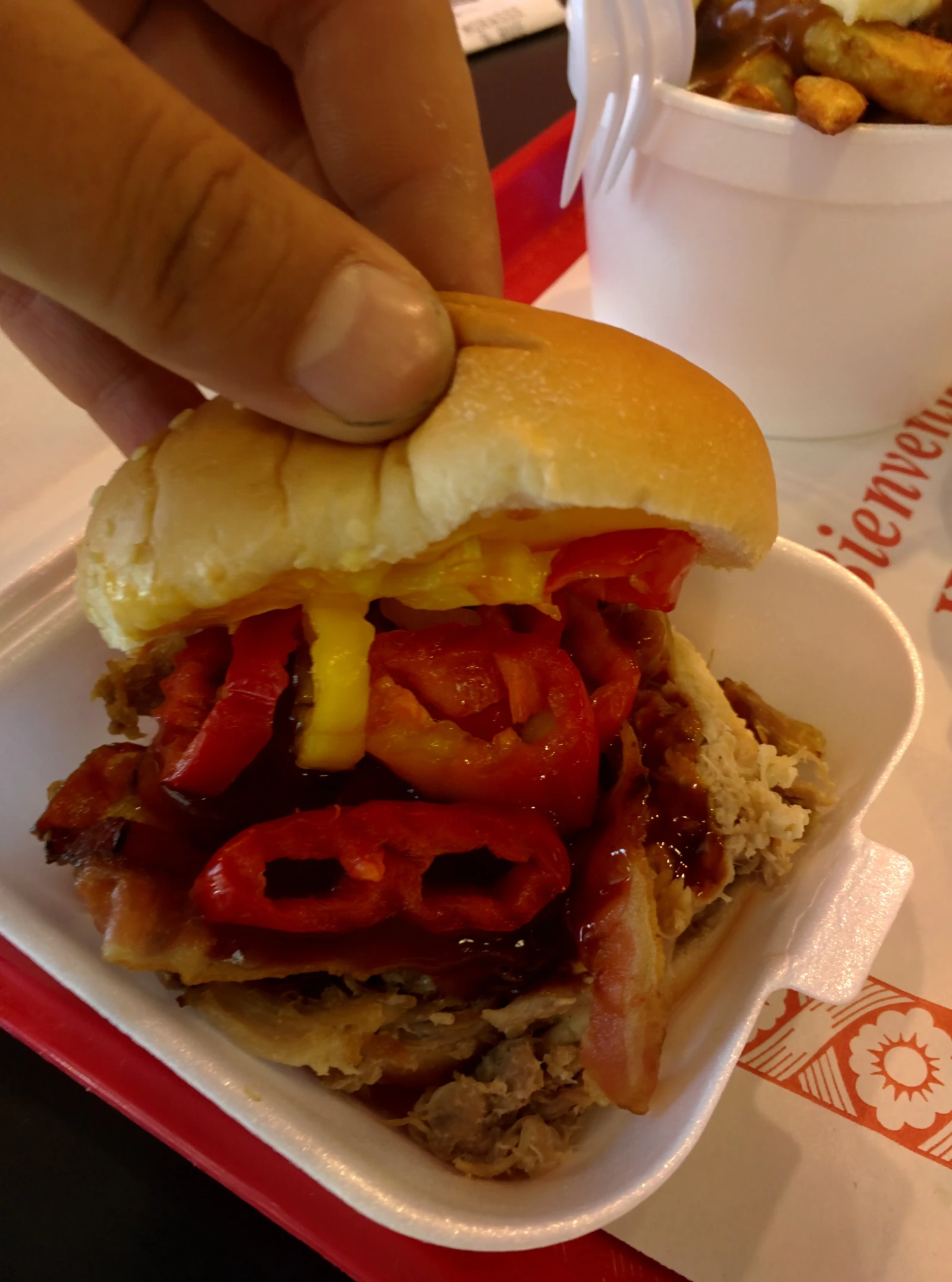 Et, quand on me connaît, beaucoup de piments forts