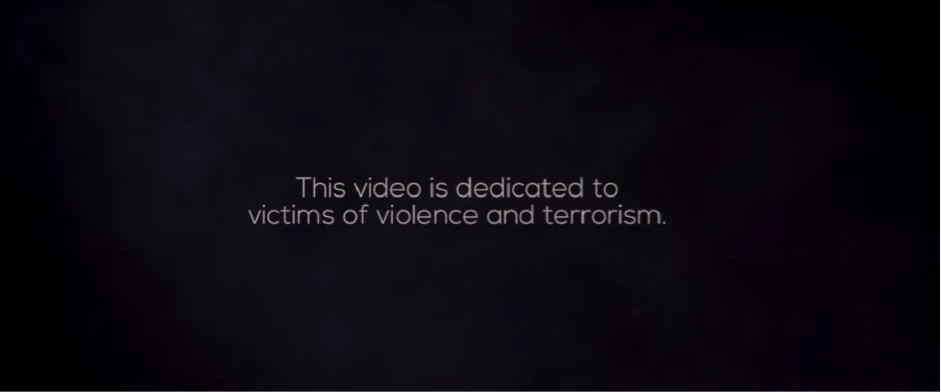 Printscreen du clip Revolution.