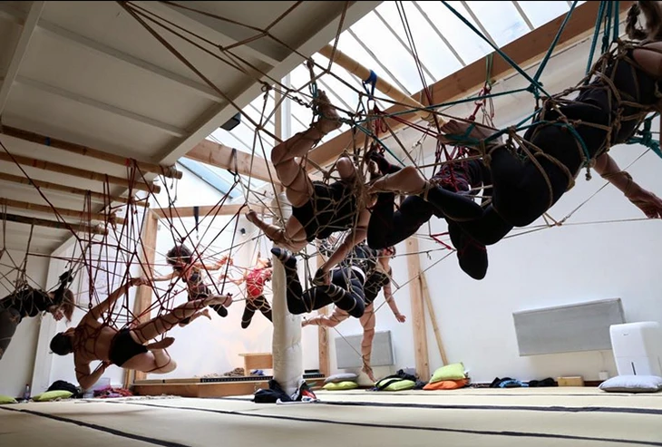 Un petit atelier à la Place des Cordes