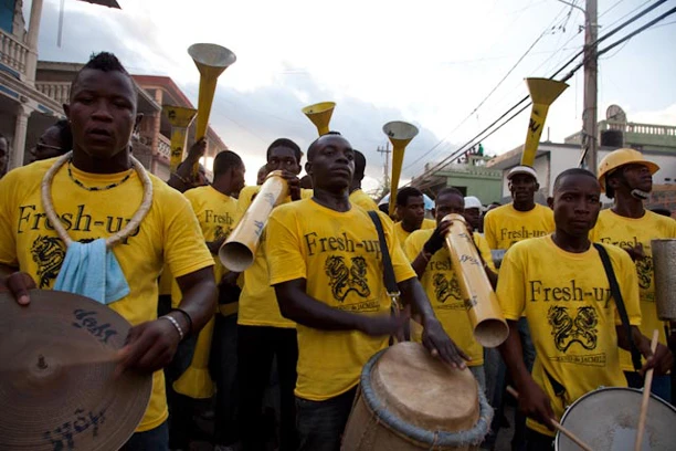 Le groupe Fresh-up de Jacmel en plein carnaval