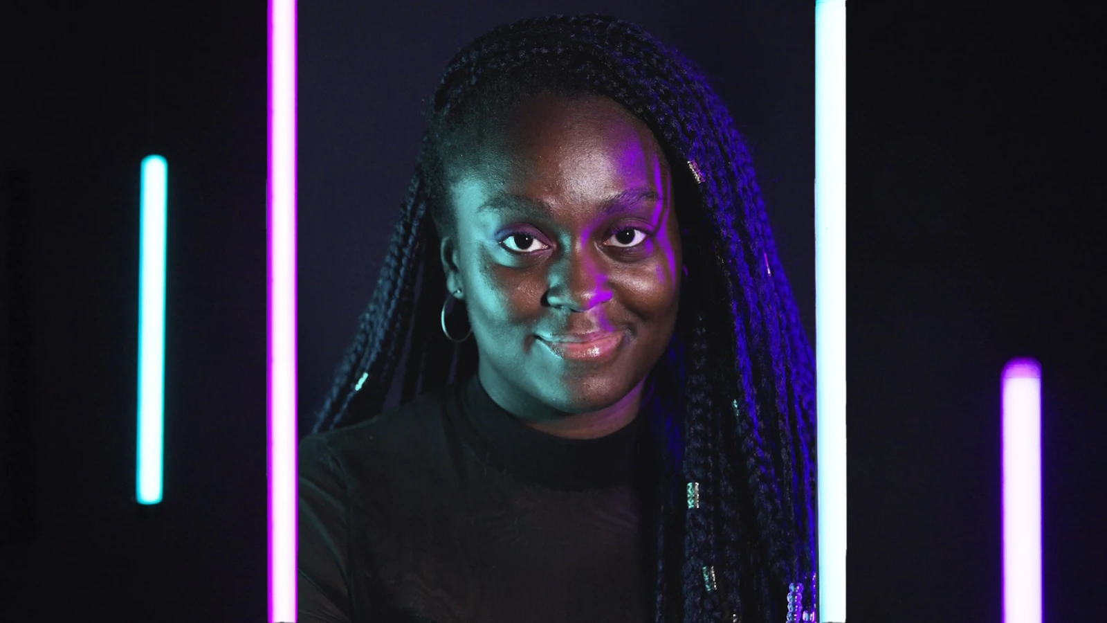 Looksmaxxing: Se frapper au marteau pour être belle | Micromag