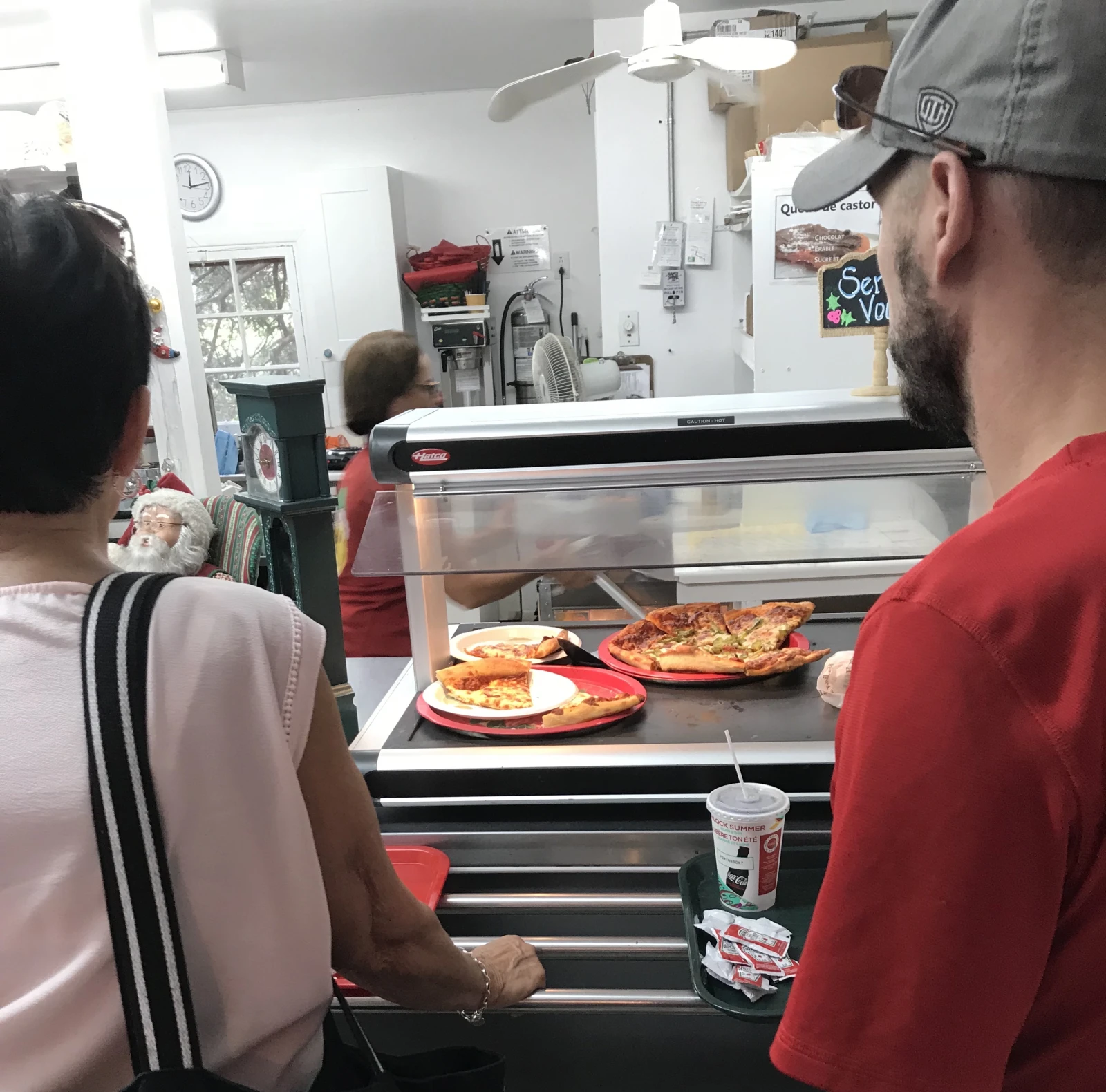 Le casse-croute est le seul endroit qui respecte moins le thème.