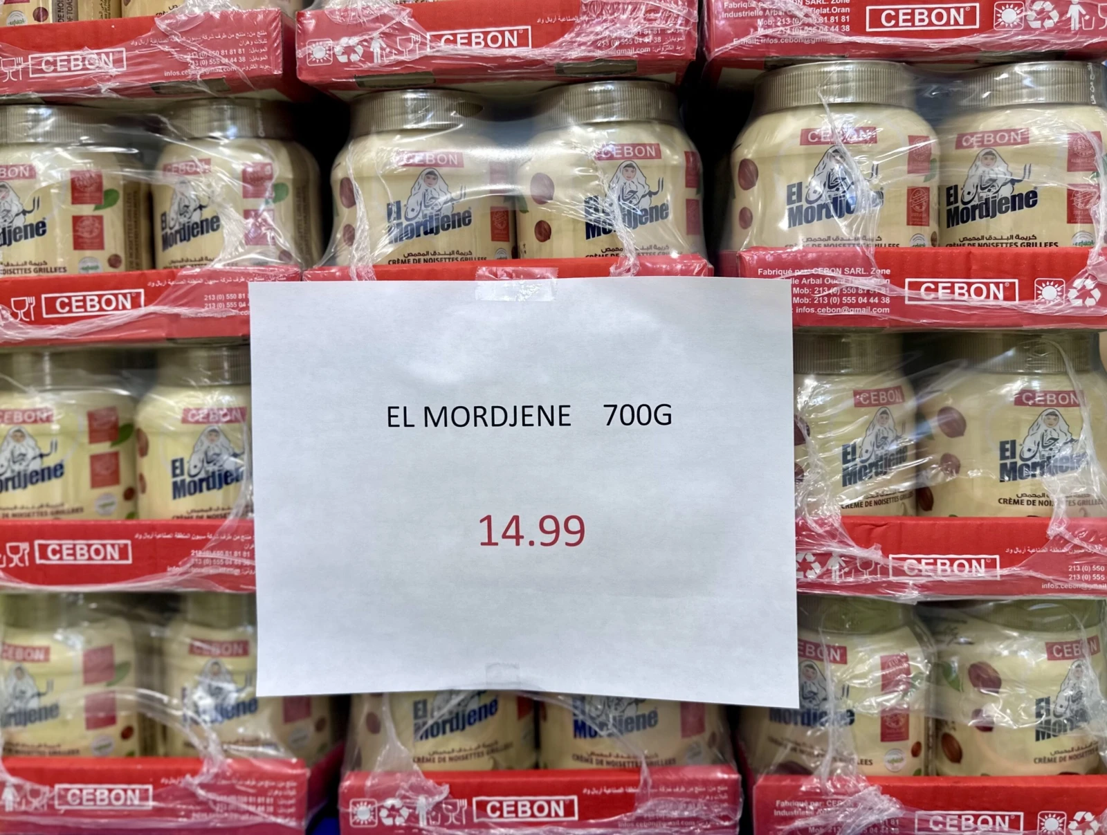 Certains clients n’hésitent pas à acheter plusieurs pots d’affilée.