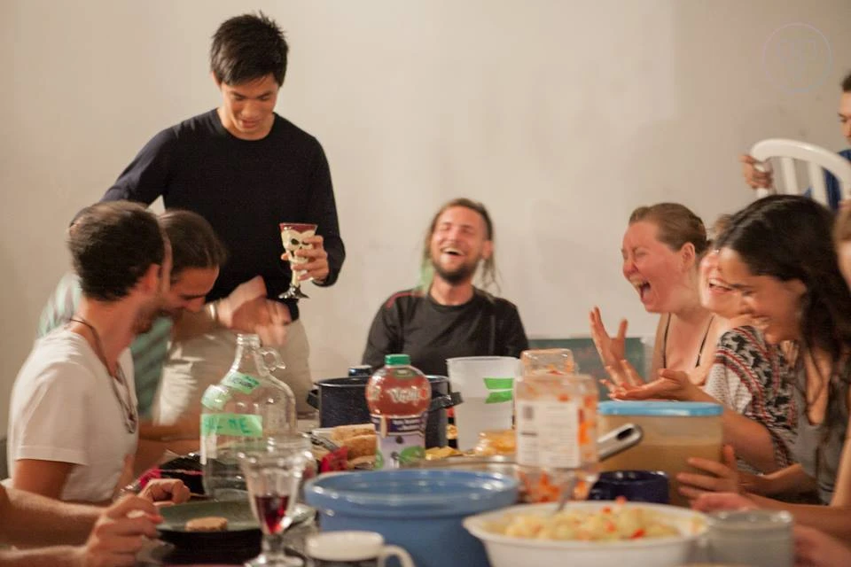 (Source : <a href="https://www.facebook.com/photo/?fbid=10153482103880791&amp;set=a.10153482089555791" target="_blank" rel="noreferrer noopener">groupe Facebook de la Coop sur Généreux</a>)