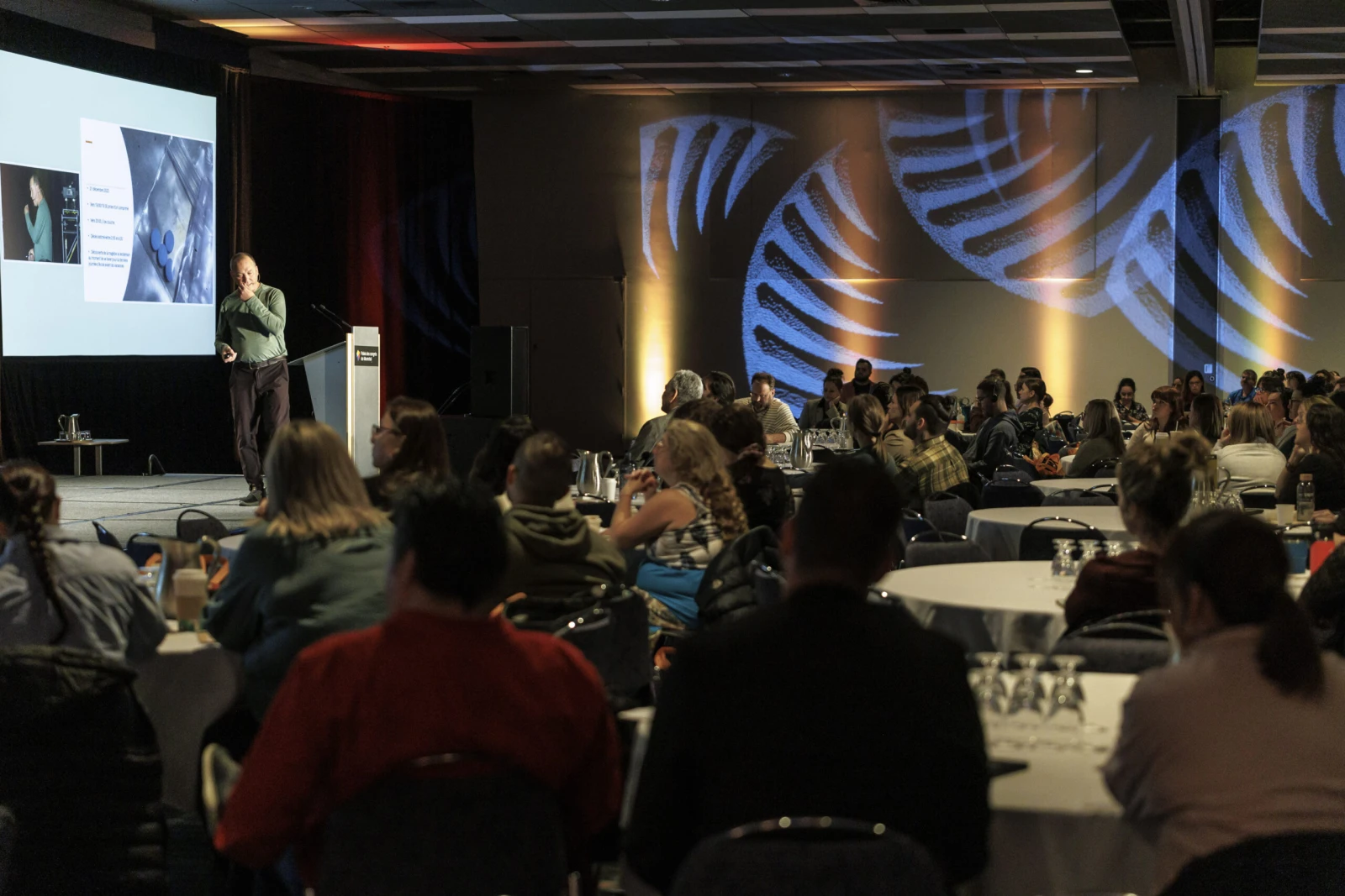 Photo : David Himbert