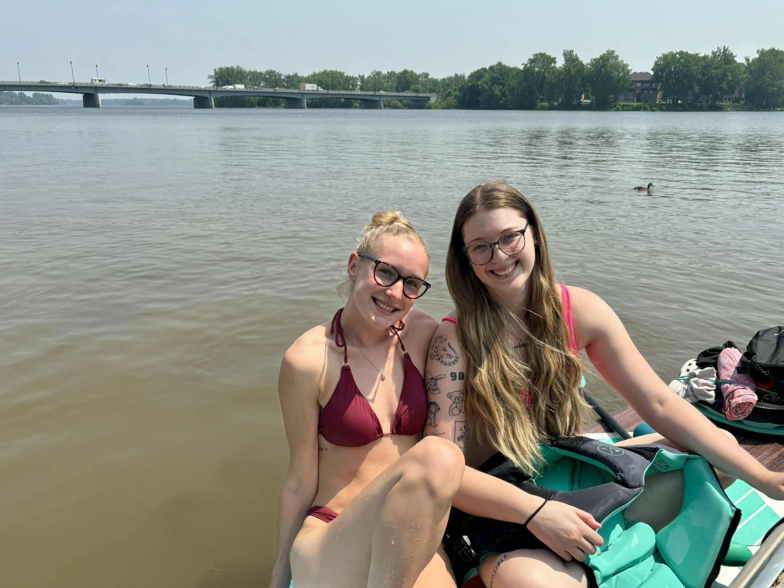 Ariane et Marie-France, deux personnes courageuses.