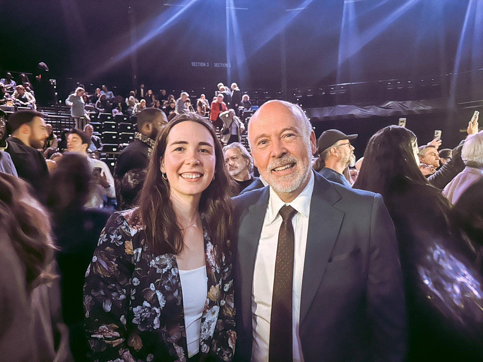 Denis Pelletier aux côtés, Gabrielle Rousseau-Bélanger, qui vient d’être élue conseillère de la Ville dans Pointe-aux-Trembles.
