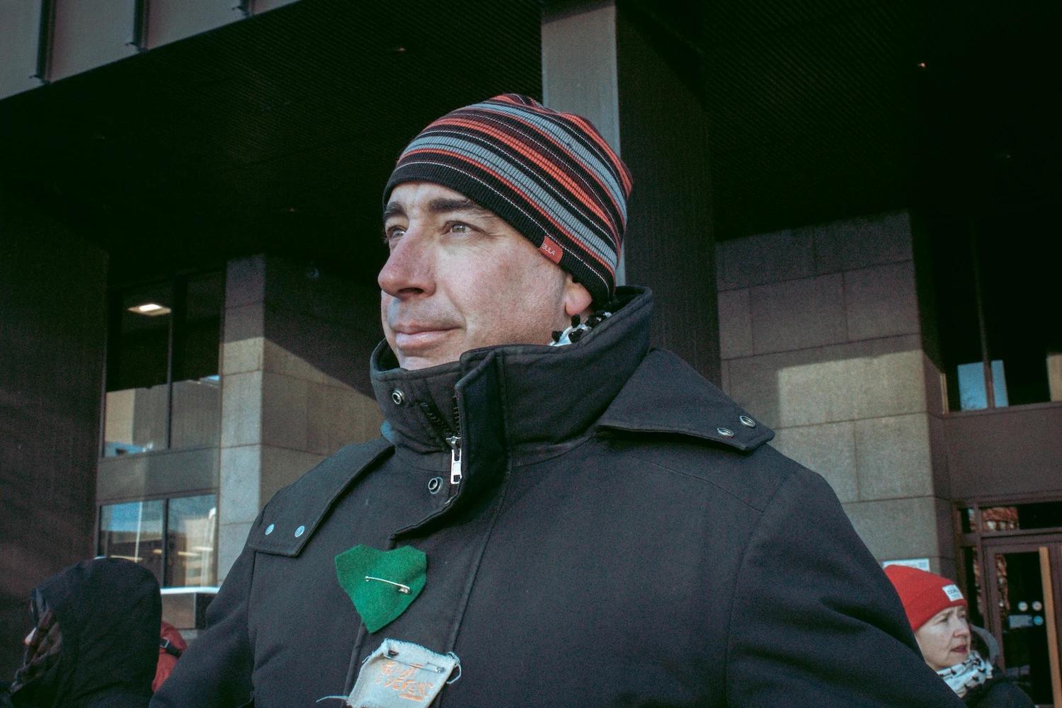 Olivier Huard devant le palais de justice de Montréal, lundi.
