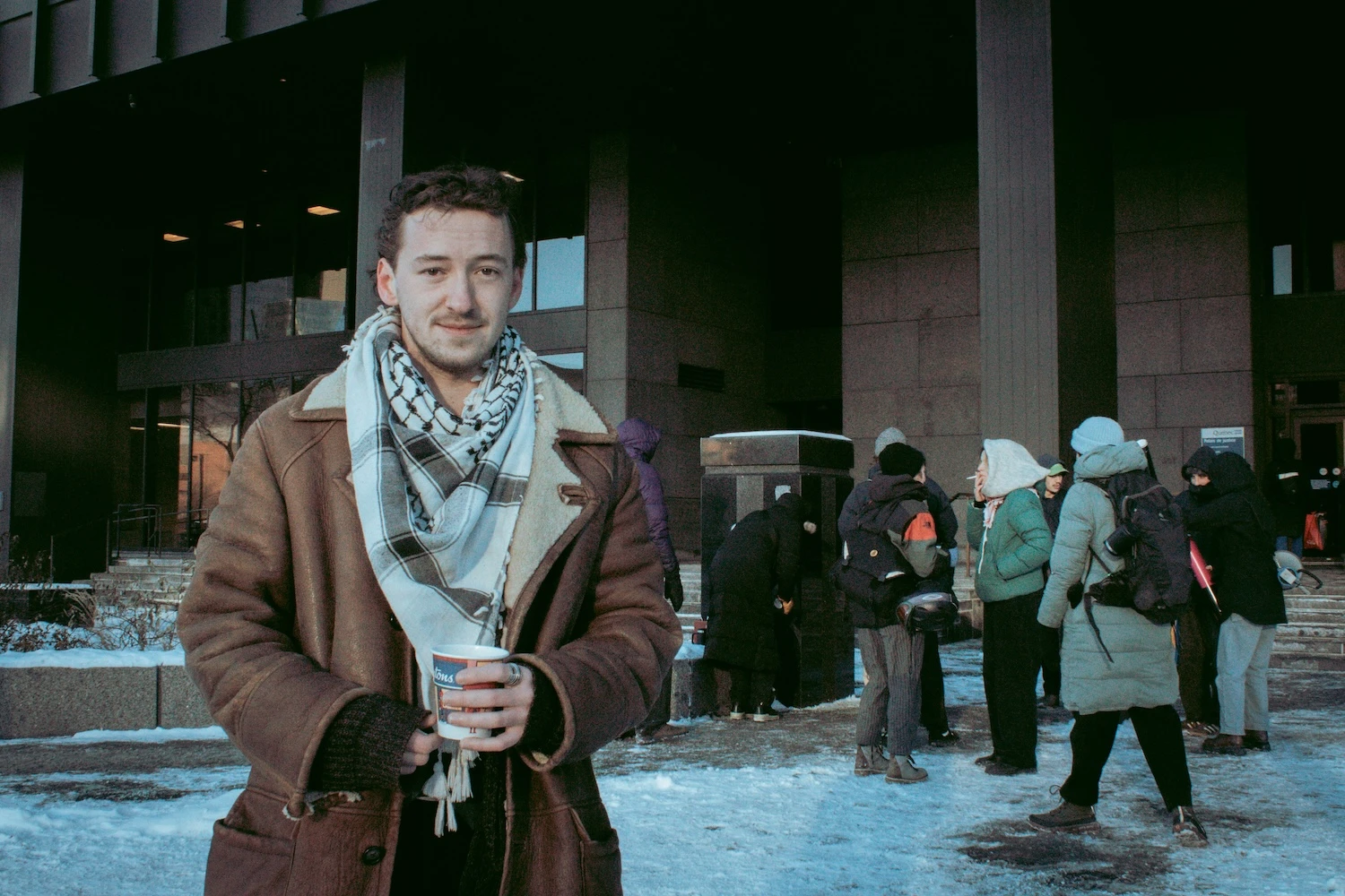 Jacob Pirro devant le palais de justice de Montréal, lundi.