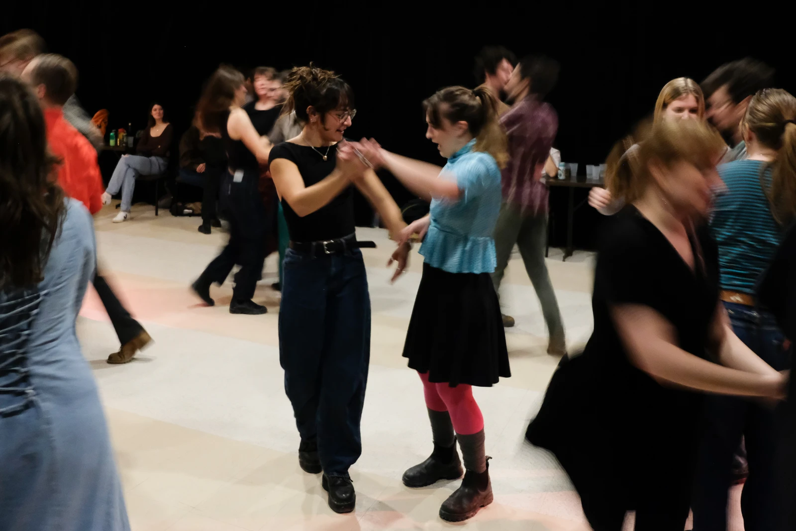 MONTREAL, QUE.: JANVIER 24, 2026—Évenement folk à la Toscadera à Montréal le 24 janvier 2026.   
(Esther Chaumont / URBANIA)