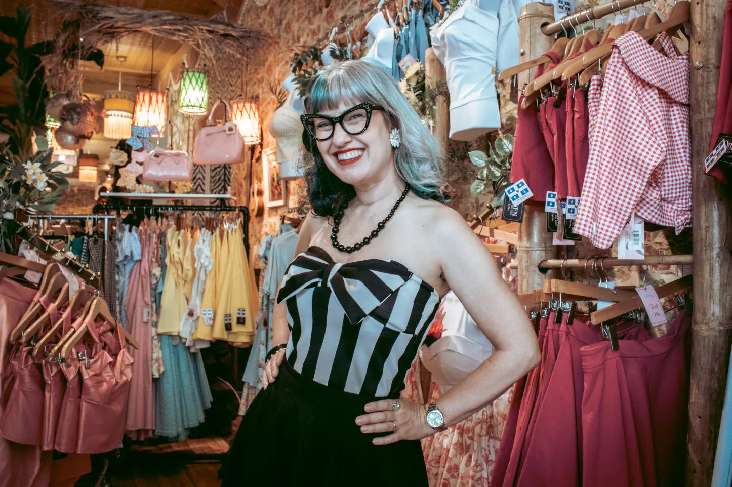 Karine Gauthier, propriétaire du Kitsch‘n Swell, sur le boulevard Saint-Laurent.