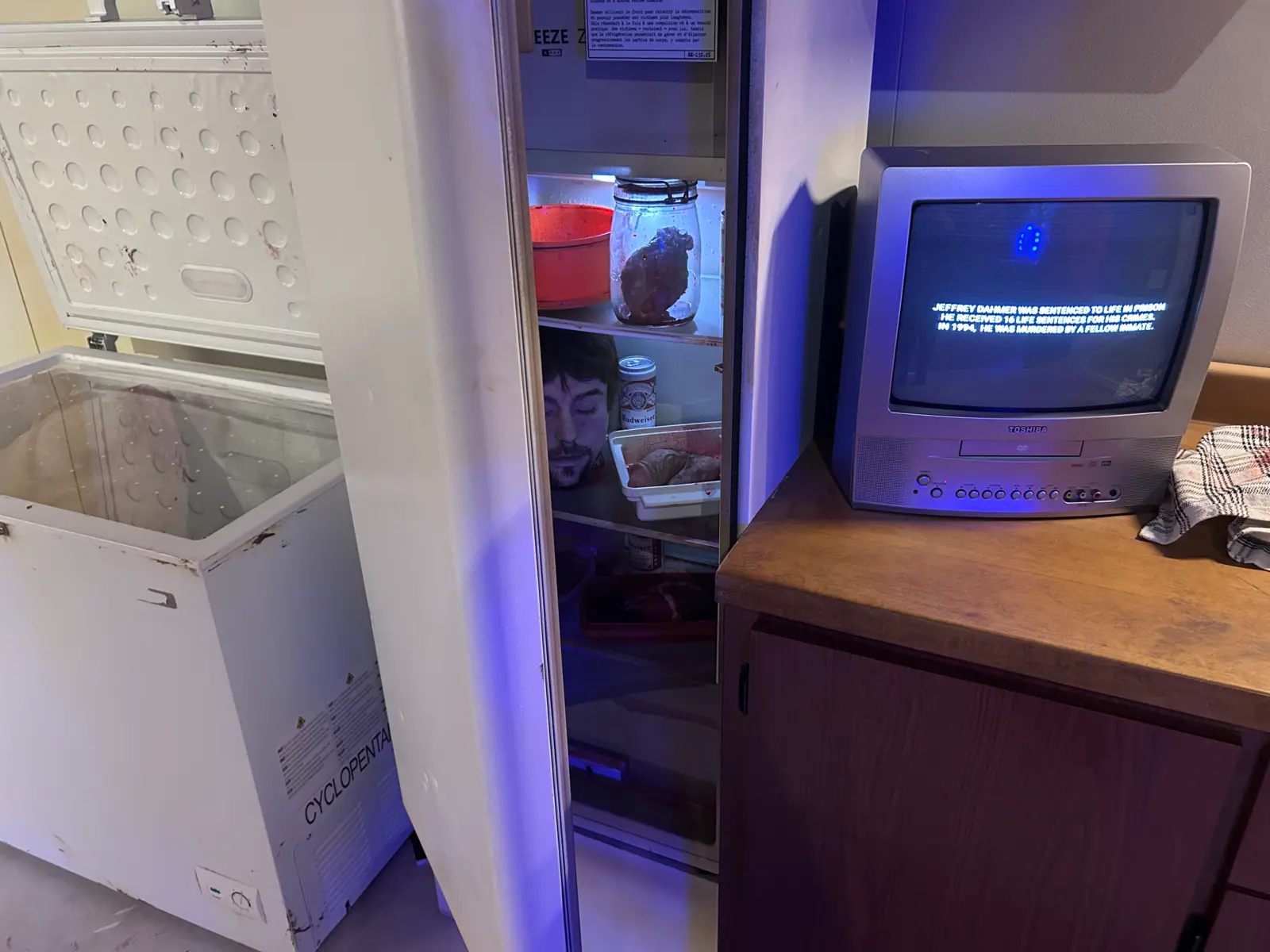 Ce frigo appartient à… Jeffrey Dahmer ou un homme célibataire moyen ? Photo : Audrey B., URBANIA